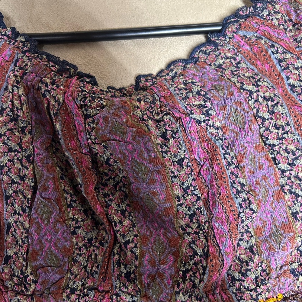 Size Small Raga Embroidered Crop Top NWT - Picture 5 of 9